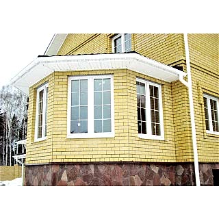 Остекление загородного дома с тонированием и раскладкой - фото - 1