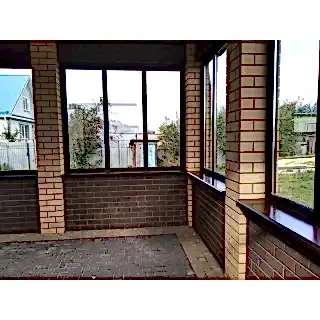 Остекление веранды в загородном доме - фото - 3